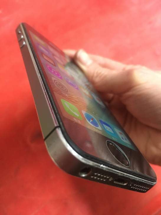 iphone5s建议在哪买,三百元买iphone13