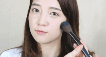 毛孔很大怎么化妆,脸上有毛孔怎么化妆好看