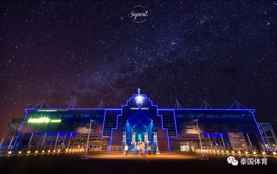 盘点:炼尸房边、大海之滨和群山环绕的泰国十大神奇球场