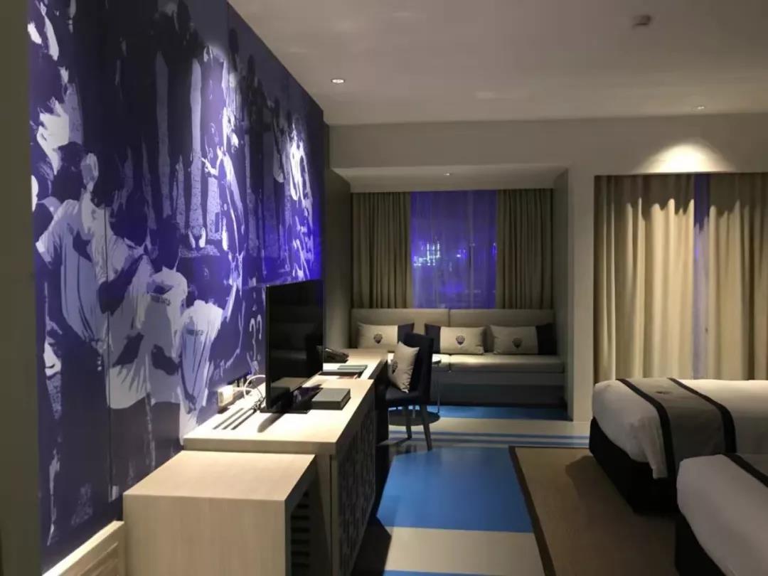 盘点:炼尸房边、大海之滨和群山环绕的泰国十大神奇球场