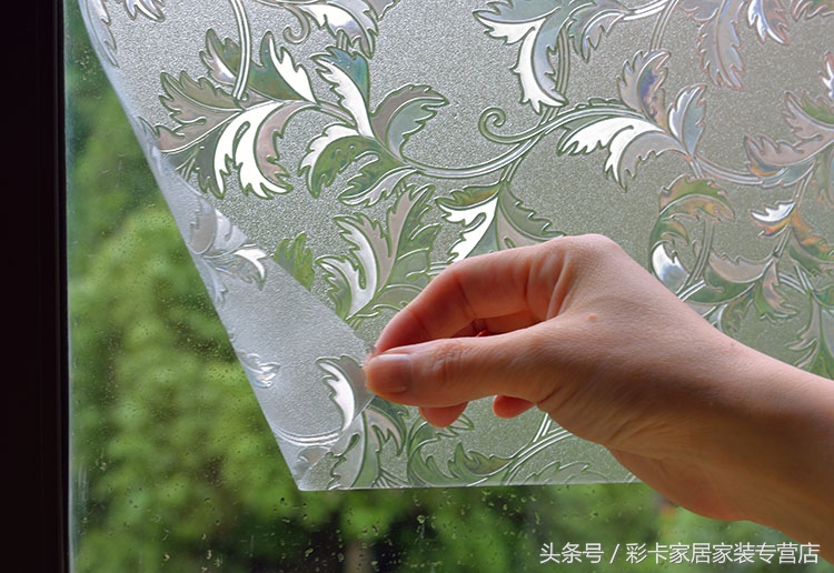 玻璃贴膜怎么区分无胶膜和有胶膜,玻璃贴膜免胶与自粘贴哪个好