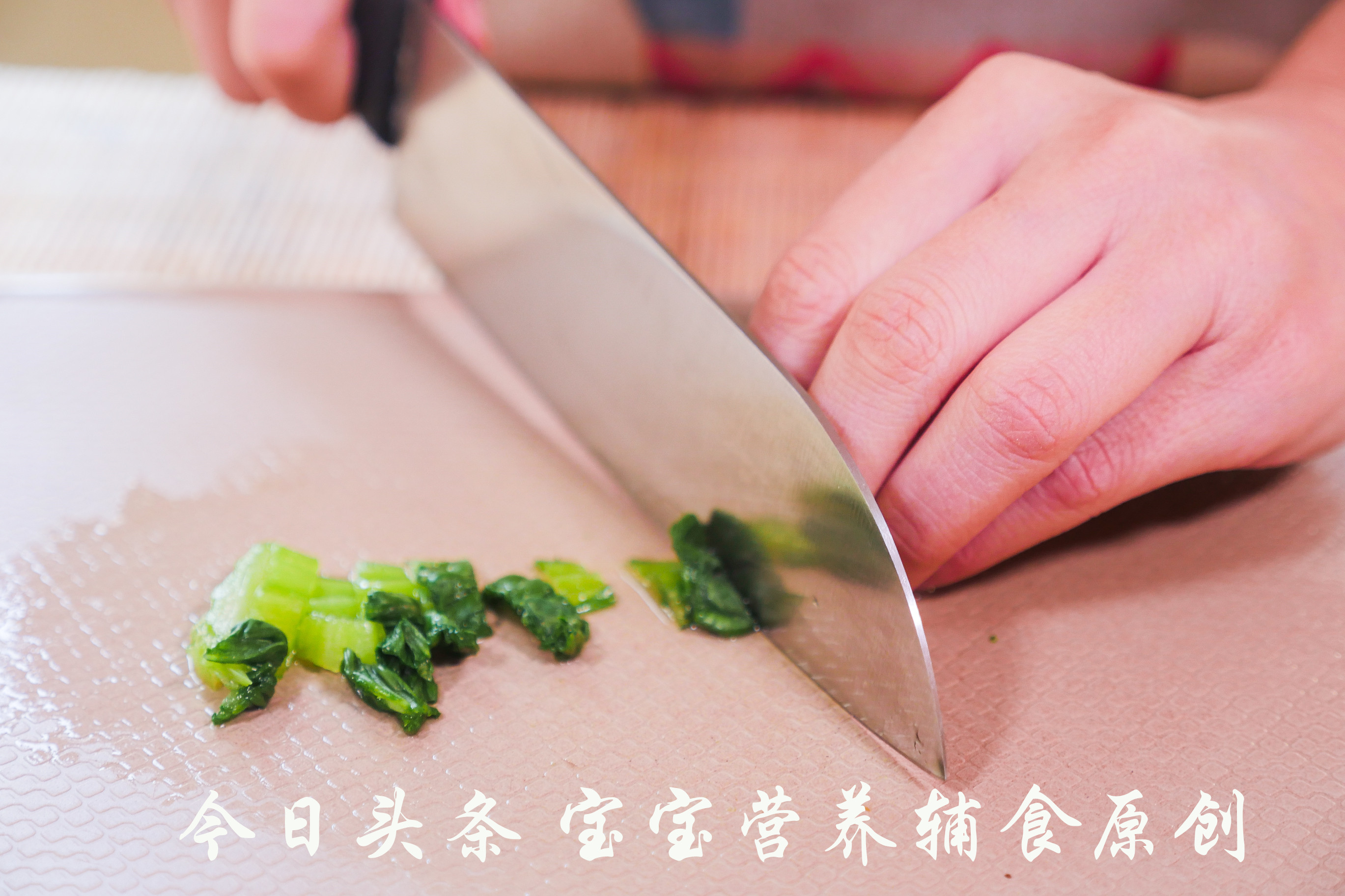 怎么锻炼宝宝牙齿咀嚼能力,只有两颗牙的宝宝怎么锻炼咀嚼