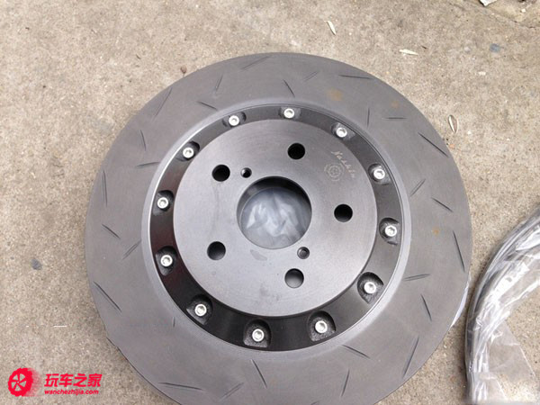 锐志提升操控基础改装,锐志改装绞牙避震效果对比