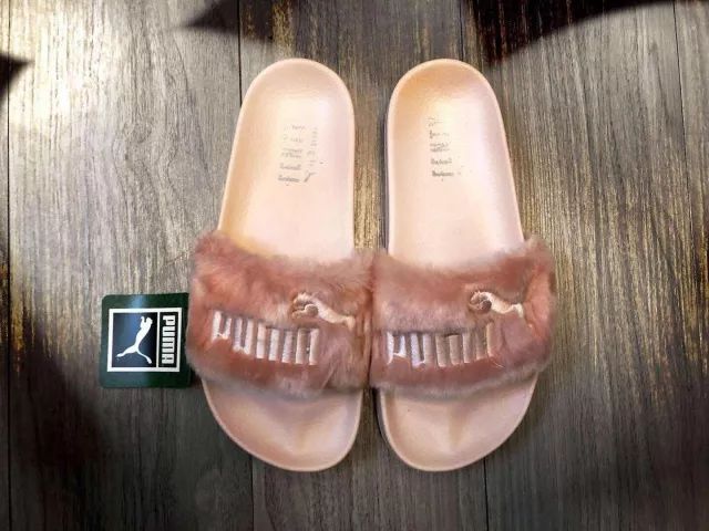 巴黎世家的拖鞋,巴黎世家的拖鞋测评