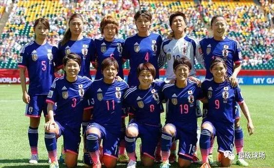 中国女足3-4不敌日本的原因,中国女足向球迷道歉