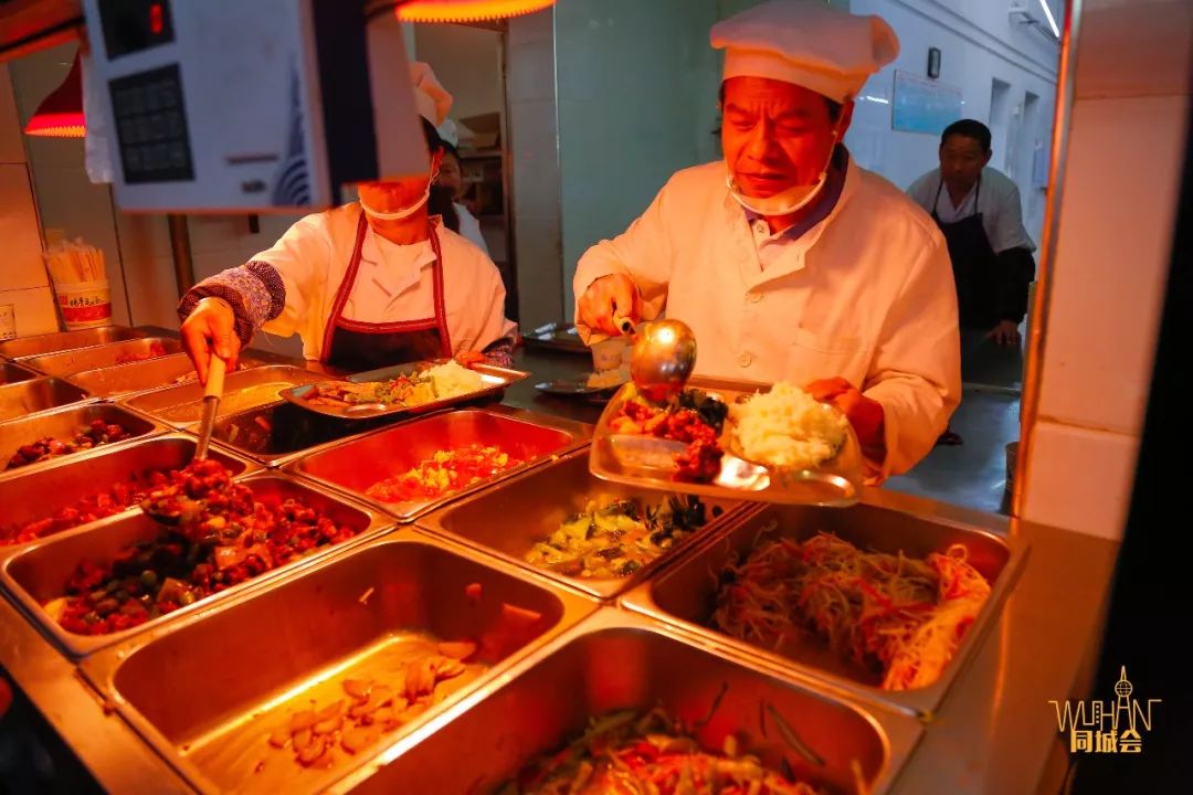 武纺艺术展,武纺服装表演