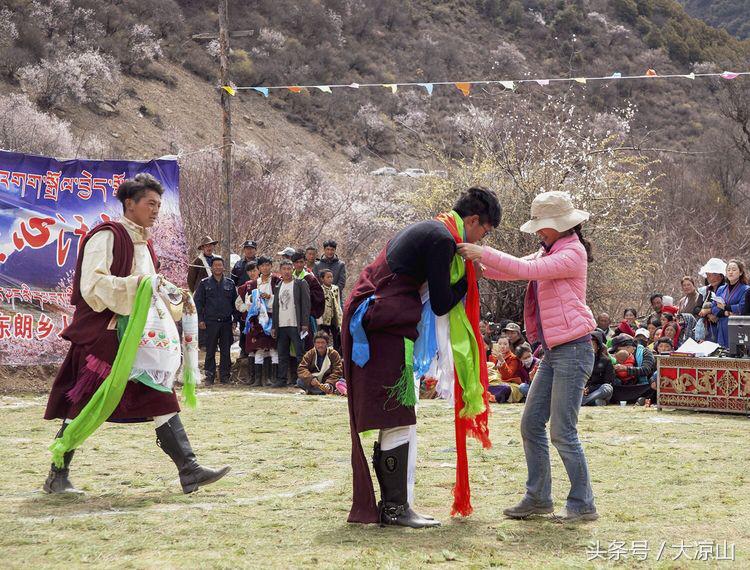 甘孜丹巴美女谷,甘孜藏族自治州美人谷