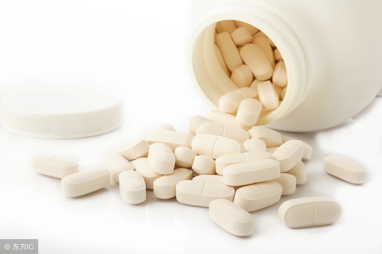 钙片补钙是早上吃还是晚上吃,补钙早上吃钙片好还是晚上吃好