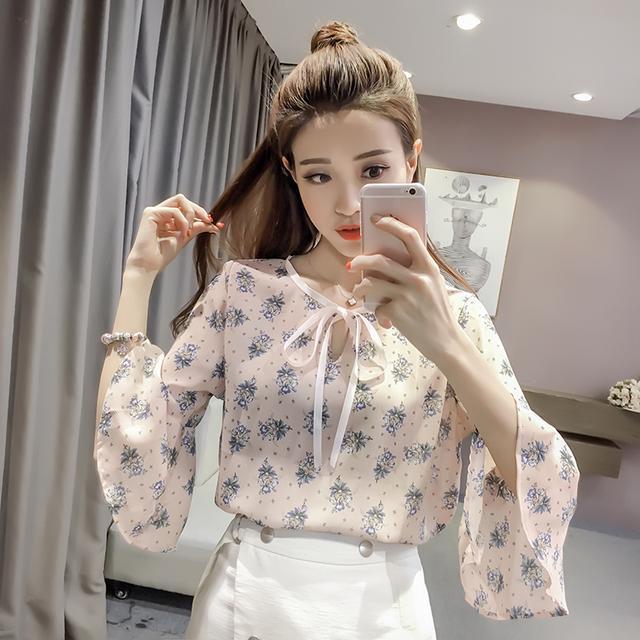 雪纺碎花复古长裙怎么搭配衣服,显瘦减龄雪纺衫搭配裙子