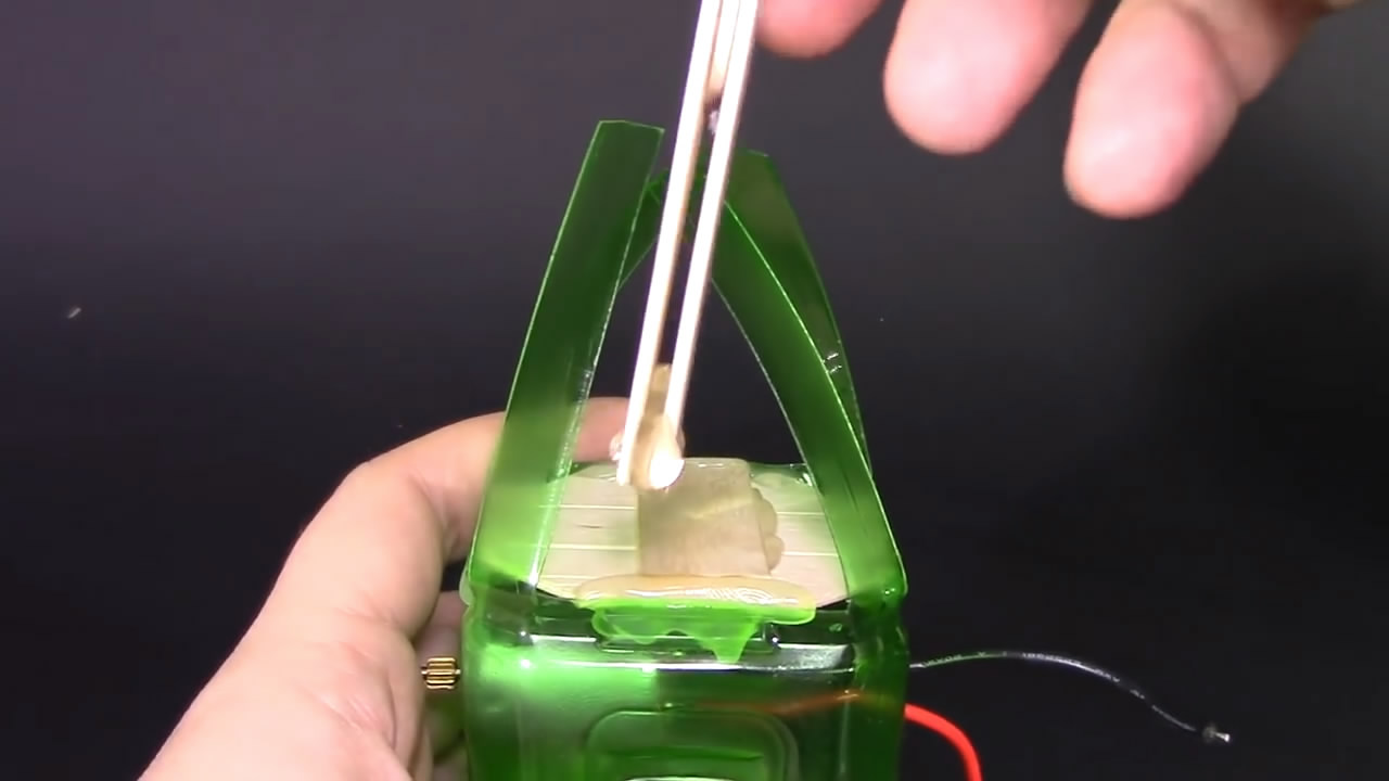 直升飞机手工制作废物利用,如何用最简单的方法制作直升飞机