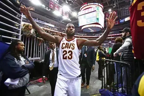 詹皇一项最年轻纪录被打破,勒布朗詹皇