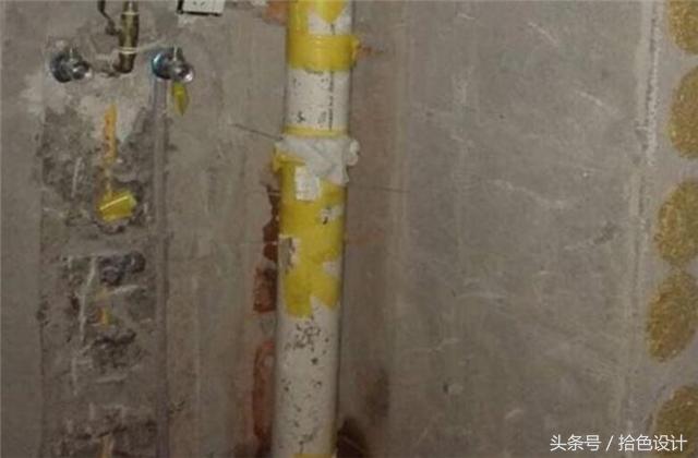 师傅把水管打漏了谁负责修,下水管道破损怎么修补