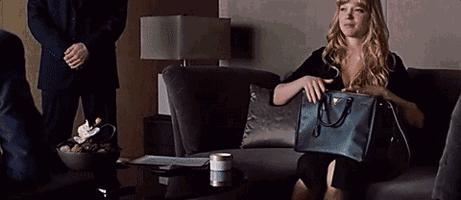 prada包如何鉴别真假,prada三天掉底