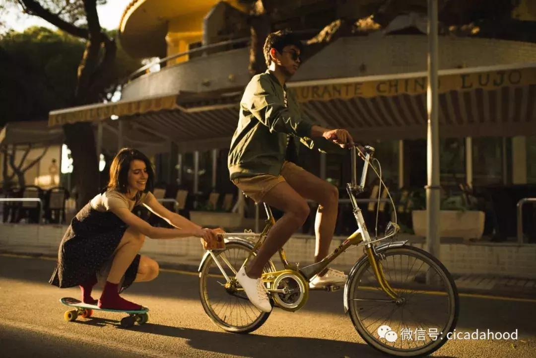 穿假货有多尴尬,穿假货到底有多自信