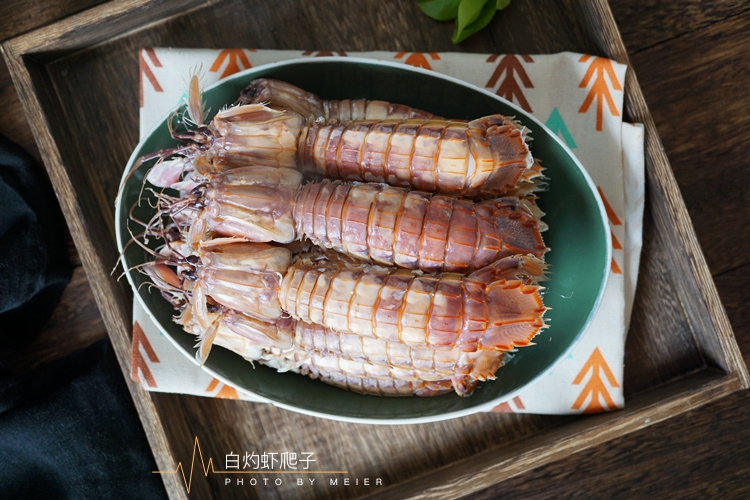 又是一年小龙虾季到底应该怎么吃,剥虾爬小技巧