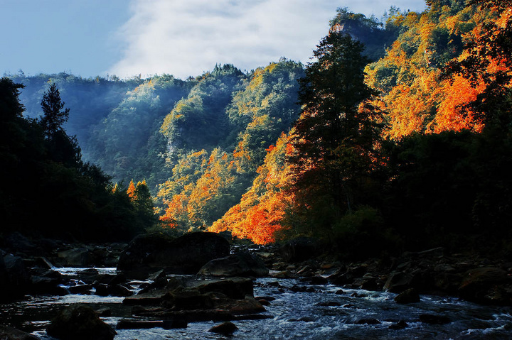 渝贵铁路经过哪些城市,川渝铁路中国第一条铁路
