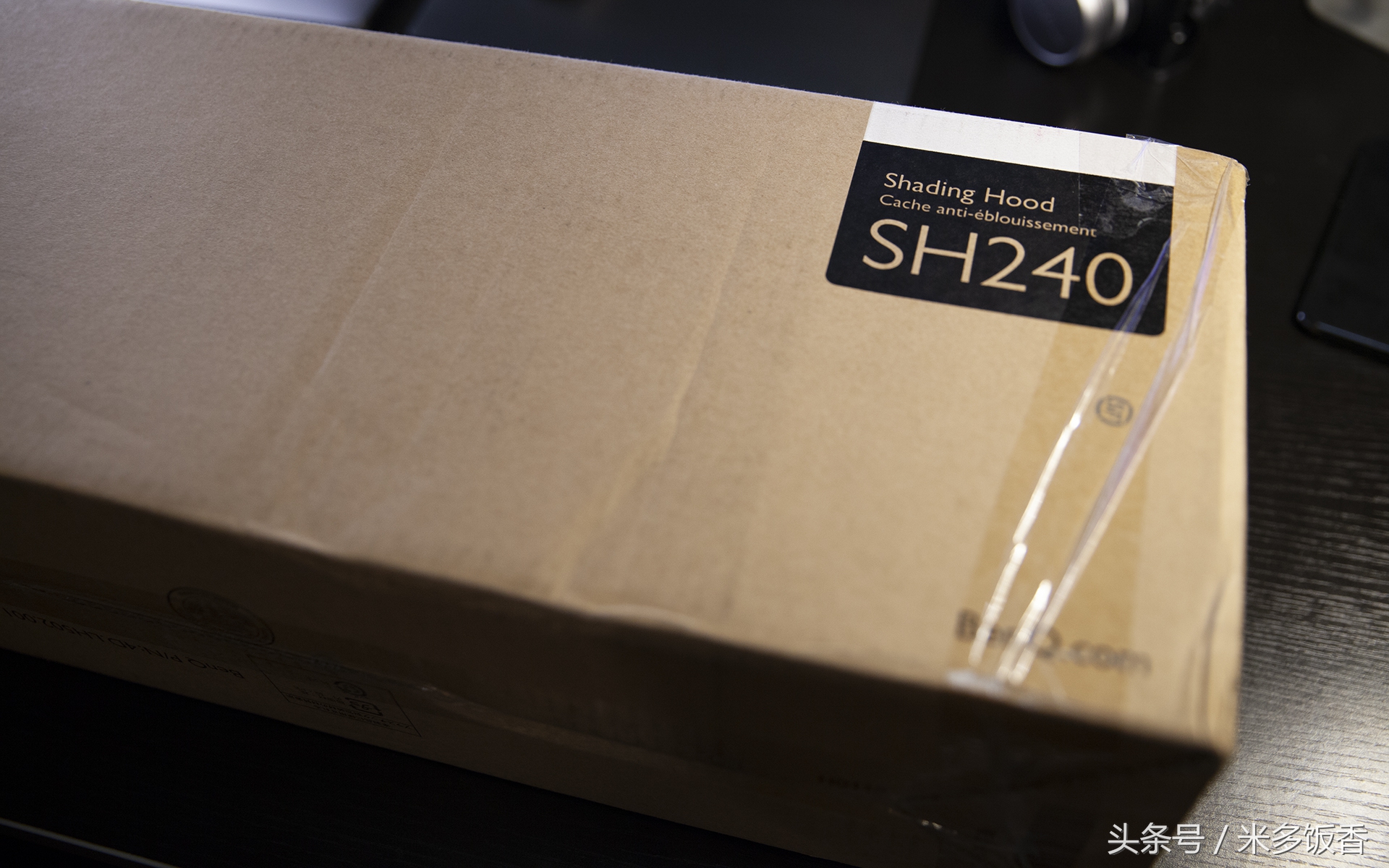 sw240显示器和苹果显示器对比,sw240显示器与苹果显示器