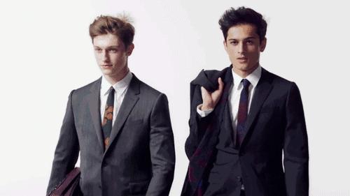 名创优品蓝牙耳机miniso幻夜系列,miniso是怎么火的