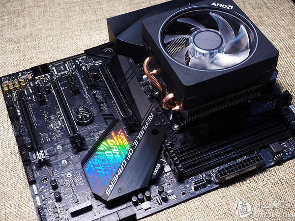 Zen+启动！船新组合RyzenR72700X+华硕ROGX470F—RGB开箱