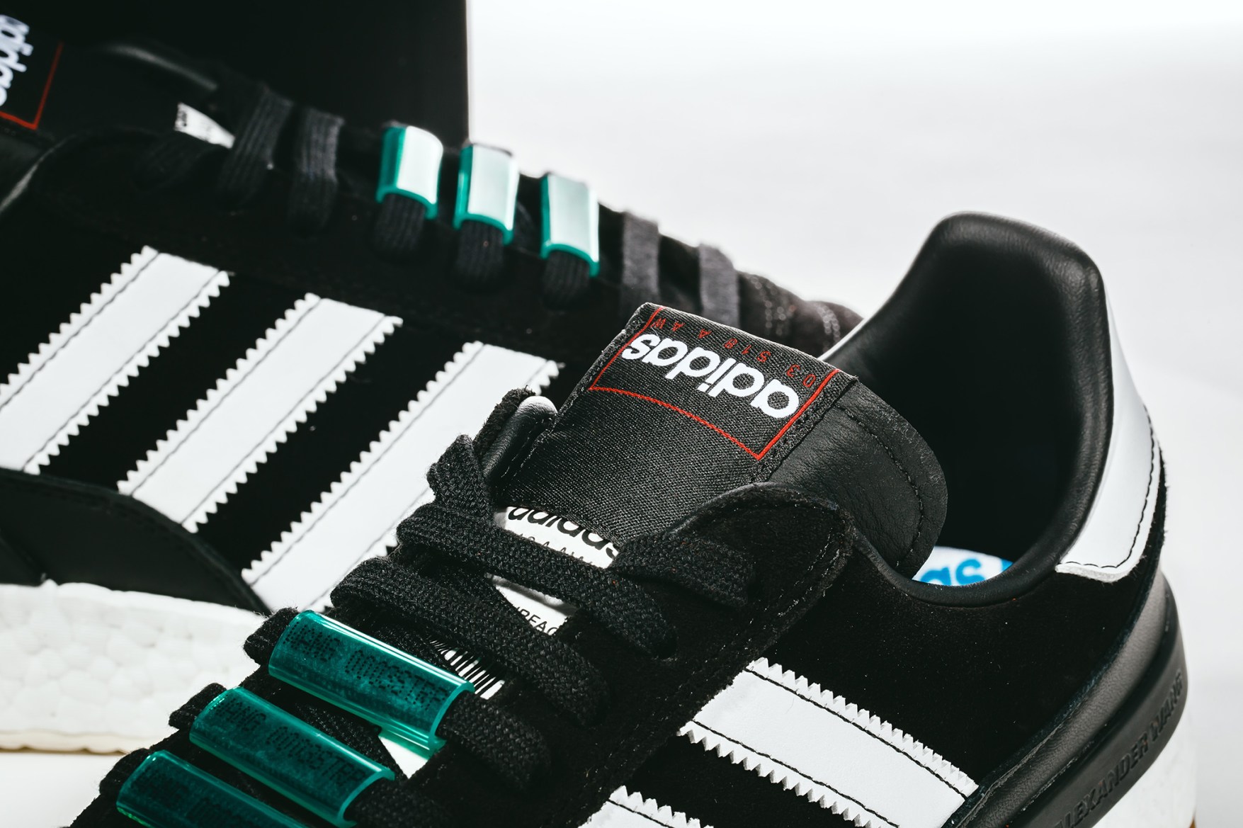 adidas联名款鞋,鞋adidas老爹鞋