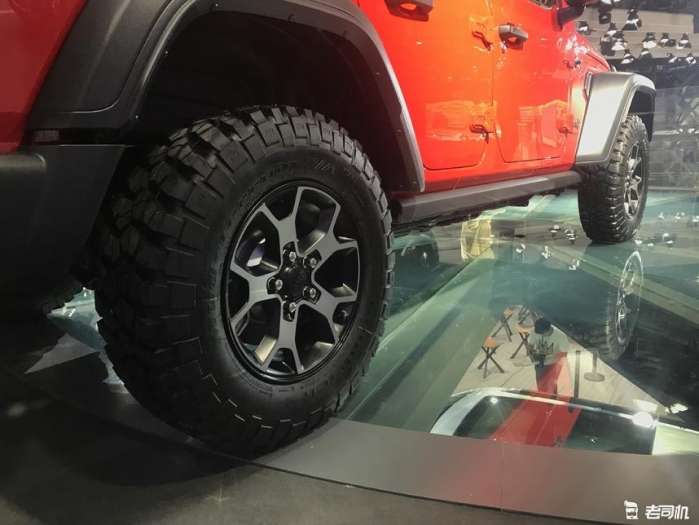 牧马人rubicon自动敞篷版试驾,jeep新牧马人rubicon海外售价