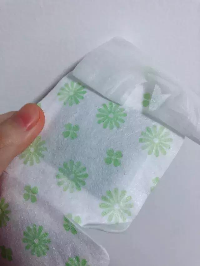 怎么样才能去除黑眼圈和黑头,去黑头后脸上的黑印怎么消除