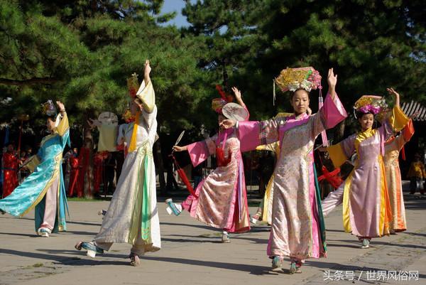 满族风俗习惯简笔画,满族风俗习惯全介绍