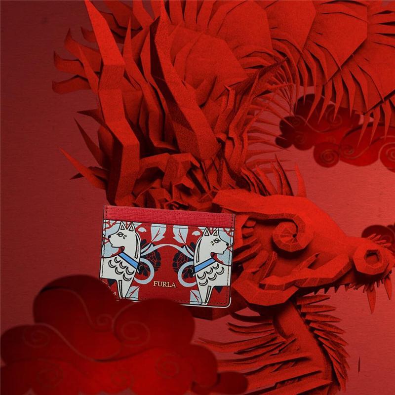 轻奢界四大天王之一，除了浪漫，意大利还有满满的少女心喔~