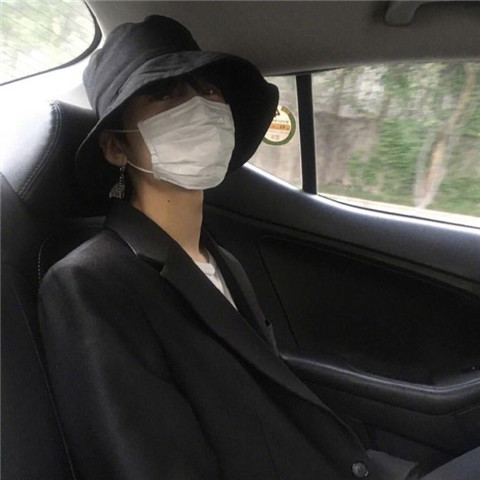 中年男人戴帽子的头像霸气,帅气图片冷酷霸气戴帽子