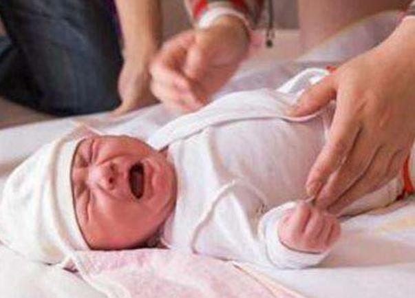 新生儿便秘怎么办快速解决方法,新生儿便秘最快最有效的方法