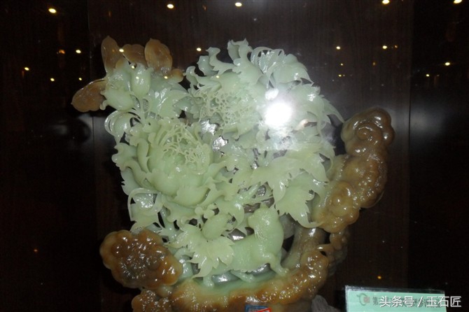 岫玉摆件的经典玉雕,岫玉摆件是手工雕刻的吗