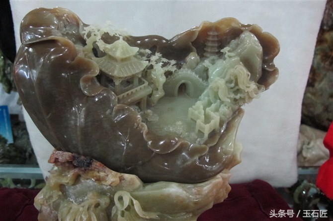 岫玉摆件的经典玉雕,岫玉摆件是手工雕刻的吗