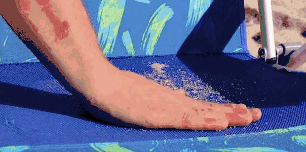 可以变成躺椅的椅子,能在沙滩上坐的折叠椅