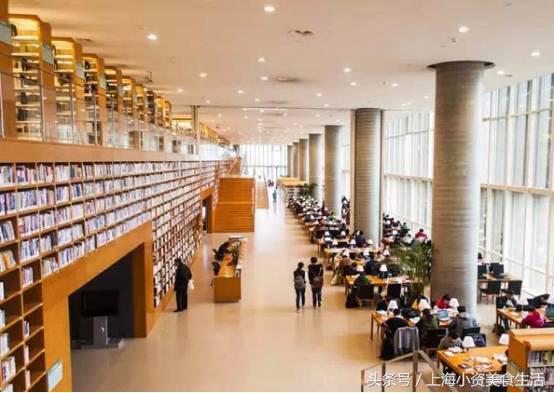 读书季让我们一起走进书香,读书环境优美的书店