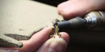 梵克雅宝捕捉天堂鸟,梵克雅宝frivole系列保值吗