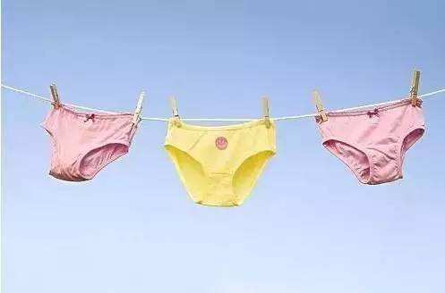 来例假时*裤内**清洁度差，你要当心了