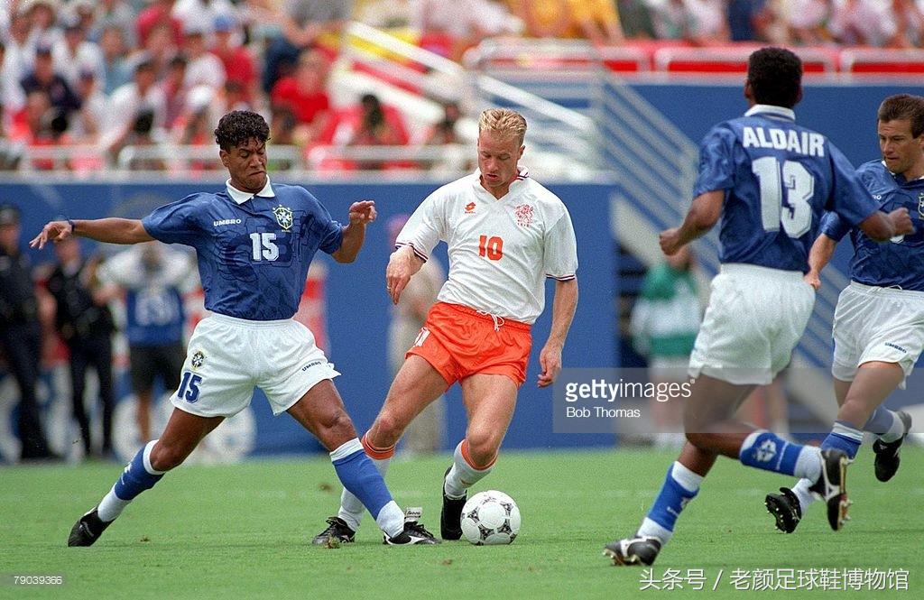 1970年世界杯足球鞋,2006世界杯猎鹰足球鞋