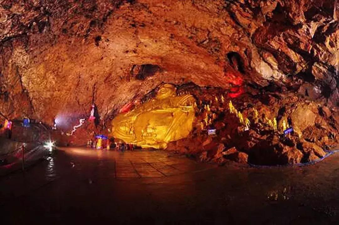 五一不远行也能看重庆,吊水壶国家森林公园和神鹿峰