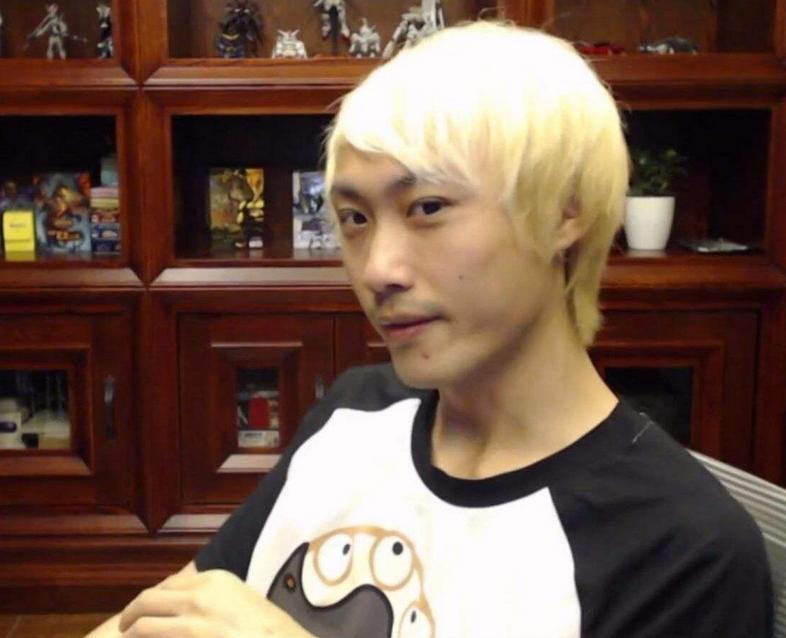 炉石主播sol君赔偿斗鱼多少钱,炉石传说sol君在哪直播