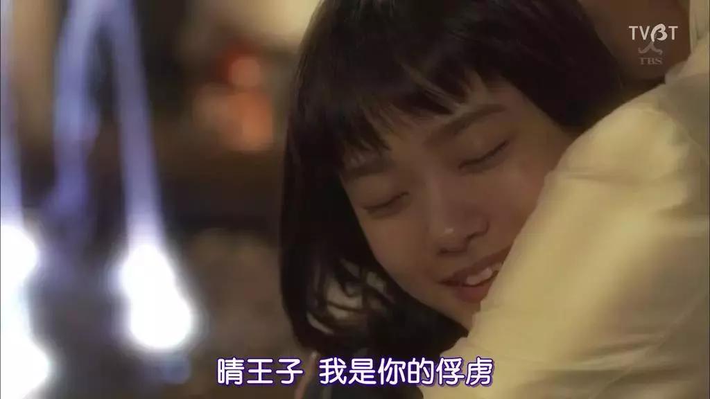 剧情老套夸张但没有违和感 (剧情很老套但是很好看)