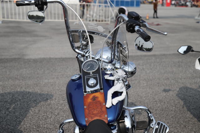 千辆豪华摩托车汇聚浙江,有的能抵一辆宝马7系,总价超2亿