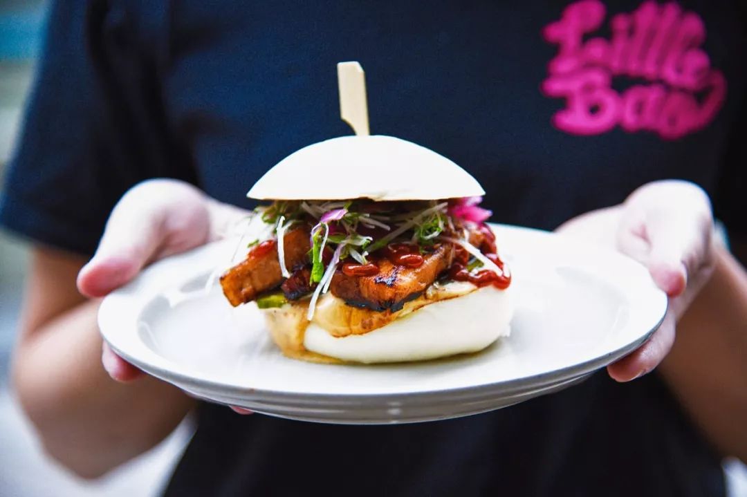 香港爱国女人,香港爱国霸气的女人