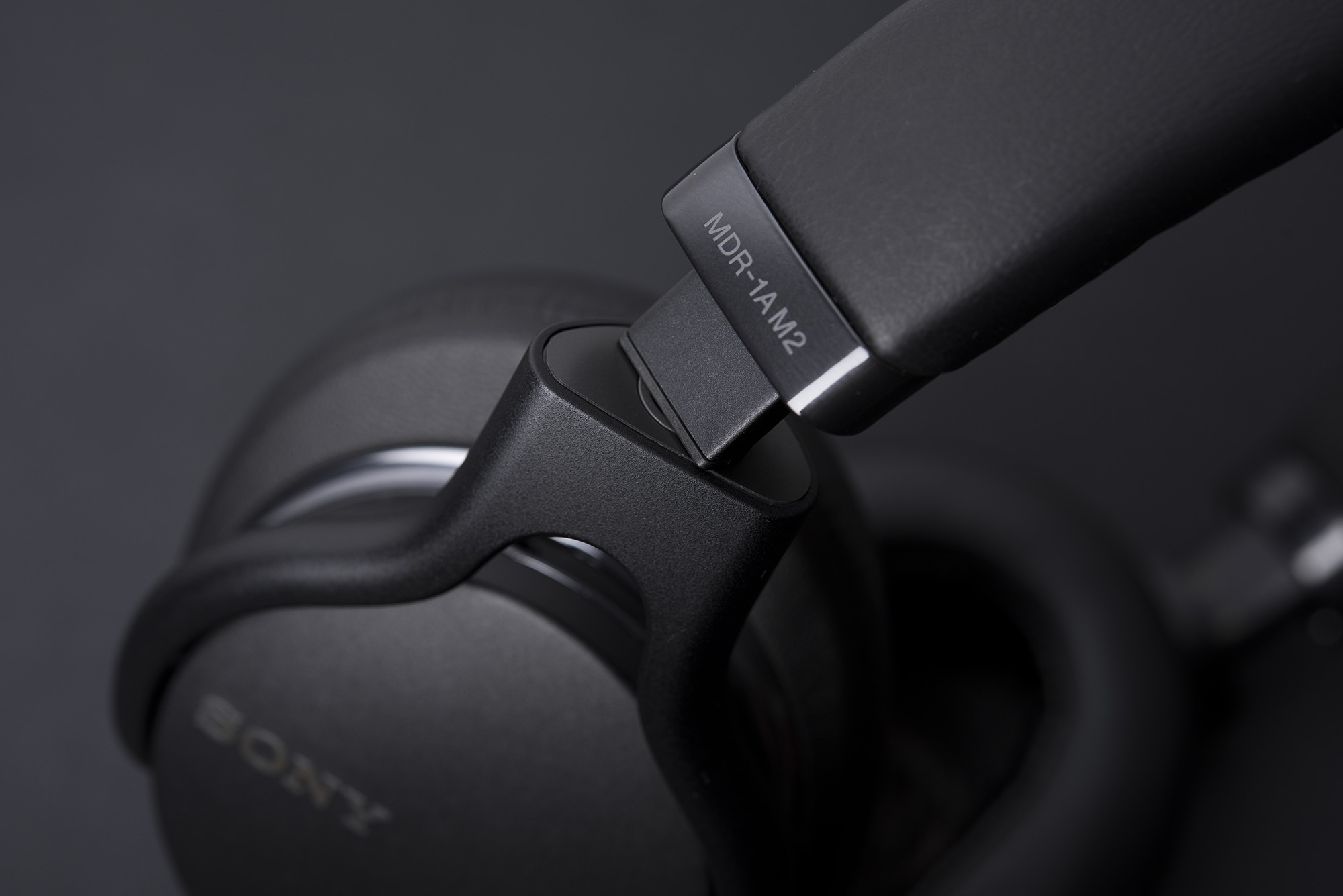 索尼sonymdr-1am2头戴式耳机,索尼MDR-1AM2耳机