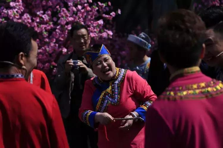 鐣叉棌椋庢儏鎽勫奖,杩愭渤鐣旂殑缇庢櫙