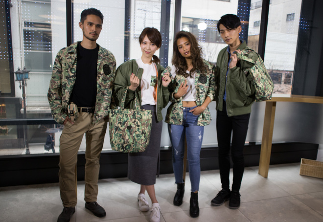 蒸汽火车头怎么能少了Supreme？跨界大王进军*子烟电**界