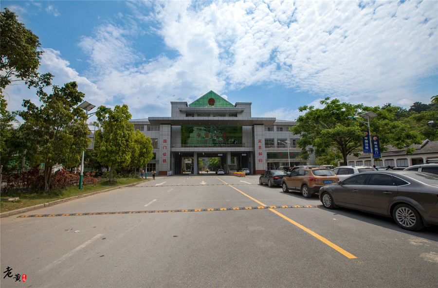 打洛国门景区,云南打洛风景区