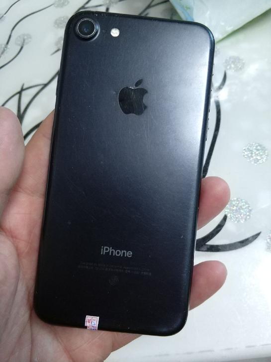 苹果7美版二手259g1300能入手吗 (2020年128的国行苹果7值得买吗)