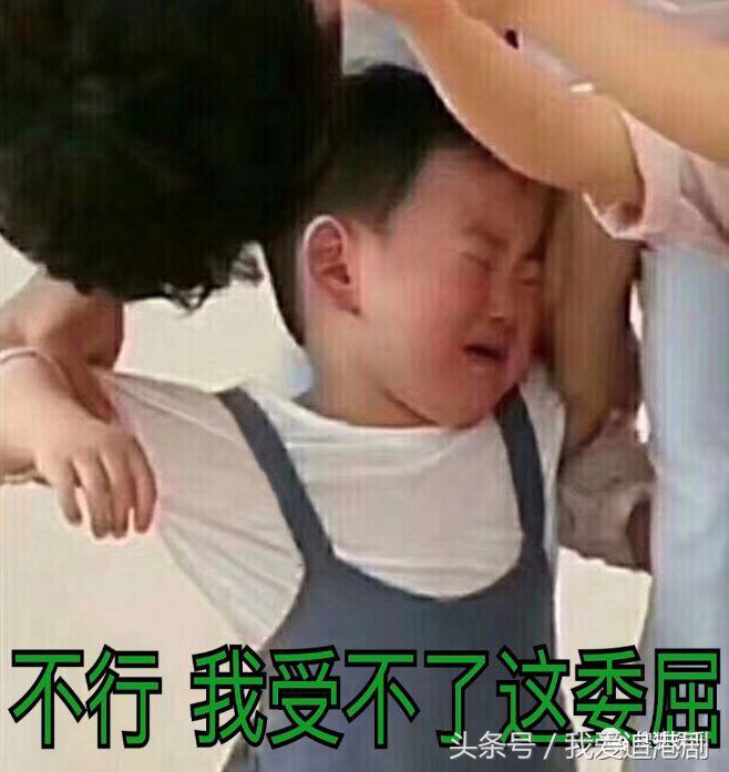 张钧甯被鱼尾裙坑了？她身上这条美上热搜的礼服裙被质疑是山寨的