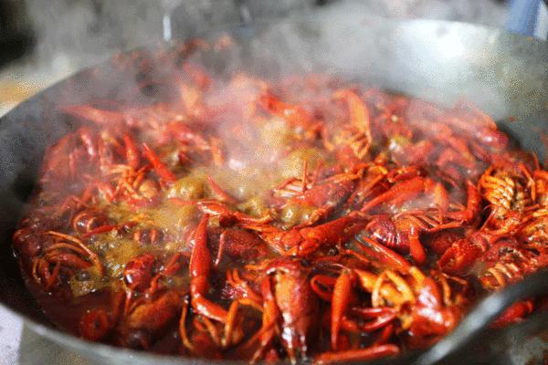 郑州好吃的龙虾推荐,全网最好吃的小龙虾推荐