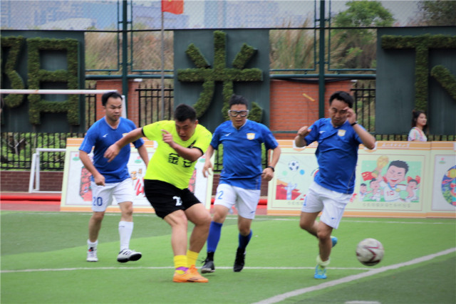 足球文化小孩,厦门市人民小学足球节